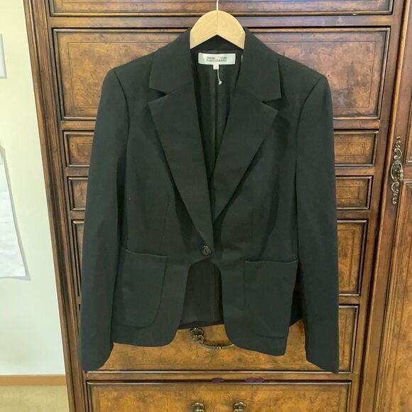DIANE Von Furstenberg black one button woman’s blazer. - Picture 1 of 9